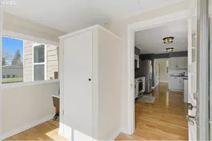 16770 S Swan Ave, Oregon City, OR 97045 - Photo 3