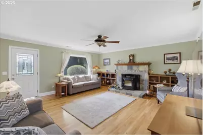 16770 Swan Ave, Oregon City, OR 97045 - Photo 11