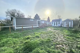 4285 Fergus Ave, Eugene, OR 97402 - Photo 23