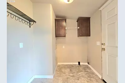 4285 Fergus Ave, Eugene, OR 97402 - Photo 19