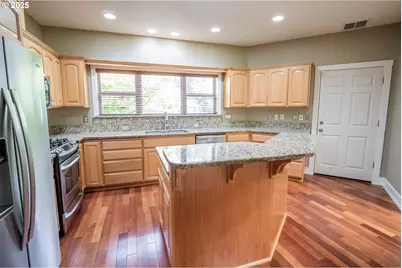 278 Rockridge Ct, Eugene, OR 97405 - Photo 9