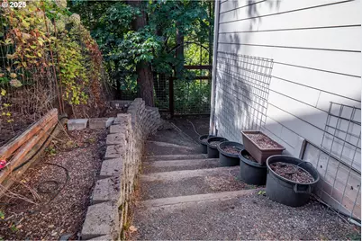 278 Rockridge Ct, Eugene, OR 97405 - Photo 39