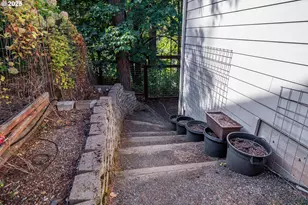 278 Rockridge Ct, Eugene, OR 97405 - Photo 39