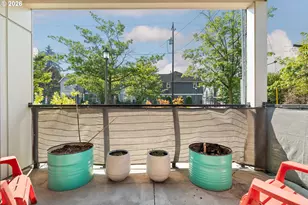 425 NE Bryant St, Portland, OR 97211 - Photo 31