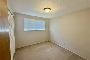 4478 Hilton Dr, Eugene, OR 97402 - Photo 33