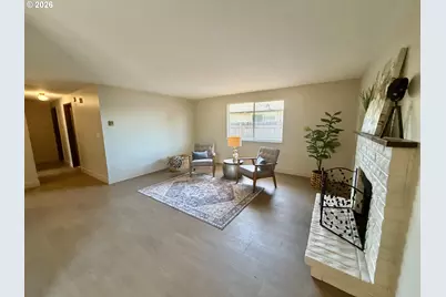 4478 Hilton Dr, Eugene, OR 97402 - Photo 11
