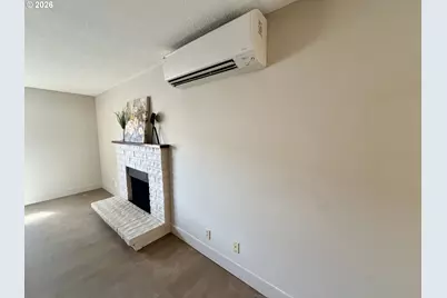 4478 Hilton Dr, Eugene, OR 97402 - Photo 13