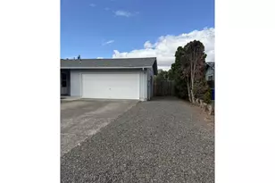 4478 Hilton Dr, Eugene, OR 97402 - Photo 7