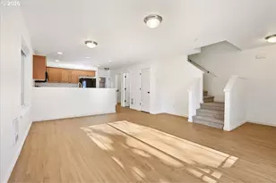 6311 SE Woodstock Blvd, Portland, OR 97206 - Photo 5