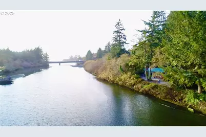 99268 Winchuck River Rd, Brookings, OR 97415 - Photo 13