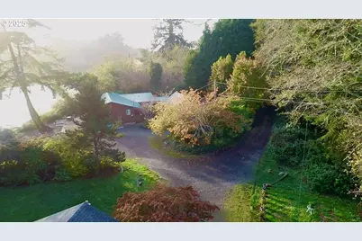 99268 Winchuck River Rd, Brookings, OR 97415 - Photo 11