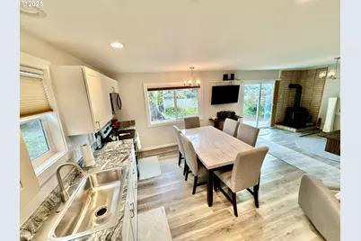 99268 Winchuck River Rd, Brookings, OR 97415 - Photo 29