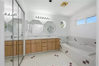8325 Redwood Dr SE, Aumsville, OR 97325 - Photo 11