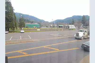 229 N First St, Drain, OR 97435 - Photo 31