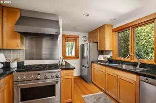 3411 NW Thurman St, Portland, OR 97210 - Photo 13