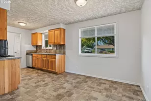 161 N 7th St, Jefferson, OR 97352 - Photo 11