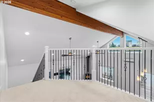 11700 N Island Cove Ln, Portland, OR 97217 - Photo 17