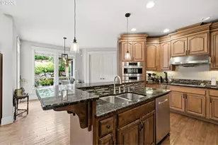 741 W Dogwood St, Washougal, WA 98671 - Photo 15