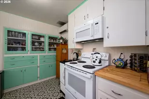 236 SE Stephens St, Roseburg, OR 97470 - Photo 19