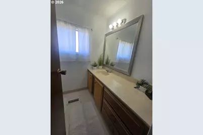 2902 E 2nd St #19, Newberg, OR 97132 - Photo 11