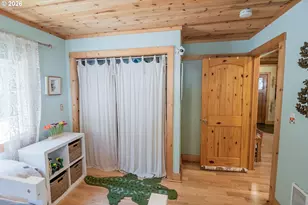 18965 Hwy 126, Walton, OR 97490 - Photo 21