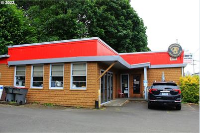 2703 Marine Dr, Astoria, OR 97103 - Photo 1