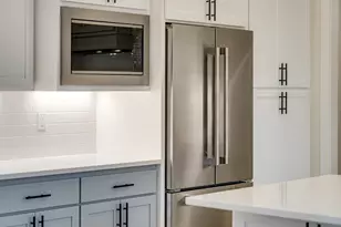 1694 16th St, West Linn, OR 97068 - Photo 5