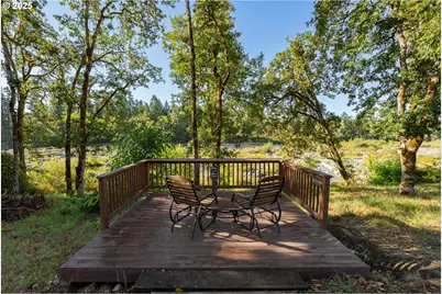 272 Rivershore Dr, Roseburg, OR 97470 - Photo 35