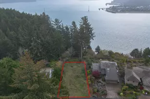 729 NW Highland Dr, Waldport, OR 97394 - Photo 1