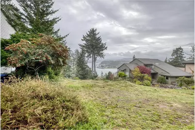 729 NW Highland Dr, Waldport, OR 97394 - Photo 13