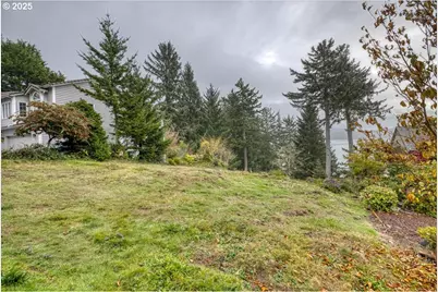 729 NW Highland Dr, Waldport, OR 97394 - Photo 19