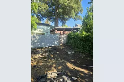 633 SE Kane St, Roseburg, OR 97470 - Photo 9
