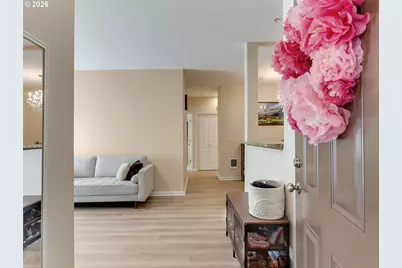 10664 NE Holly St #204, Hillsboro, OR 97006 - Photo 3