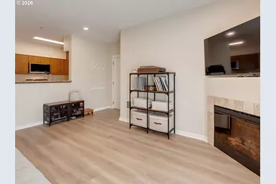 10664 NE Holly St #204, Hillsboro, OR 97006 - Photo 5