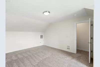 10831 E Burnside St, Portland, OR 97216 - Photo 33