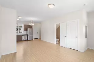 10831 E Burnside St, Portland, OR 97216 - Photo 9