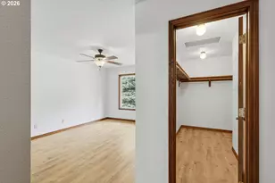2055 SE Oak Crest Dr, Hillsboro, OR 97123 - Photo 19