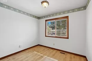 2055 SE Oak Crest Dr, Hillsboro, OR 97123 - Photo 21