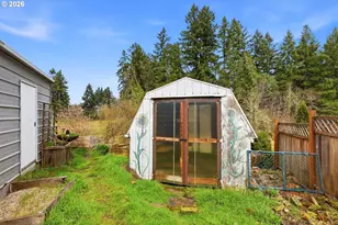2055 SE Oak Crest Dr, Hillsboro, OR 97123 - Photo 41