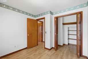 2055 SE Oak Crest Dr, Hillsboro, OR 97123 - Photo 19