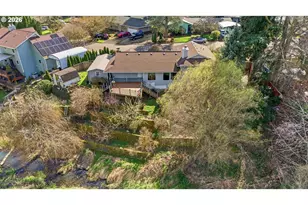 2055 SE Oak Crest Dr, Hillsboro, OR 97123 - Photo 35