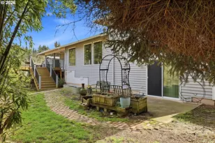 2055 SE Oak Crest Dr, Hillsboro, OR 97123 - Photo 37