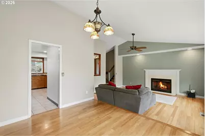 2055 SE Oak Crest Dr, Hillsboro, OR 97123 - Photo 11