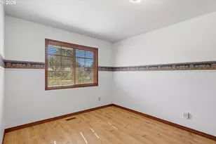 2055 SE Oak Crest Dr, Hillsboro, OR 97123 - Photo 23