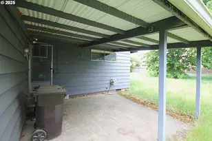 442 NW 4th Ave, Canby, OR 97013 - Photo 11