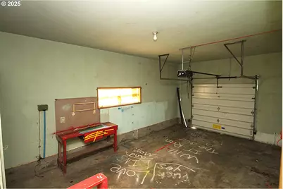 442 NW 4th Ave, Canby, OR 97013 - Photo 35