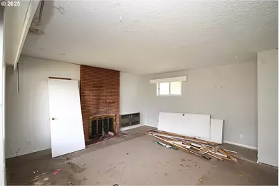 442 NW 4th Ave, Canby, OR 97013 - Photo 25