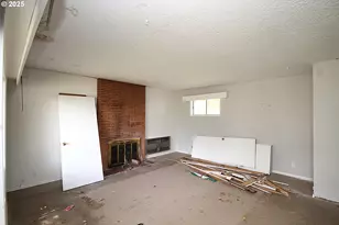 442 NW 4th Ave, Canby, OR 97013 - Photo 25