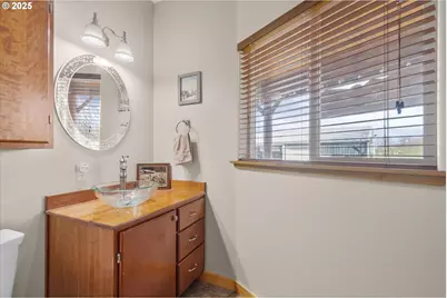 78098 Erickson Dike Rd, Clatskanie, OR 97016 - Photo 13