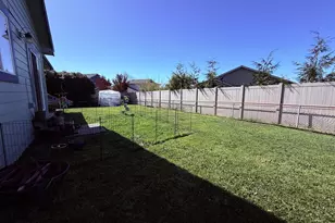 98557 Woodriff Ln, Brookings, OR 97415 - Photo 35